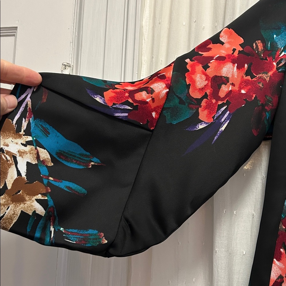 Chico's Kimono Dark Black Floral Tulip Sleeve Evening Drama Duster Size 00 - Picture 3 of 10